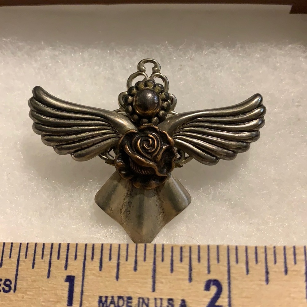 Vintage Silver Fashion Brooch Angle on both sides